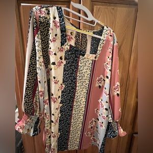 woman’s plus sz top 18/20